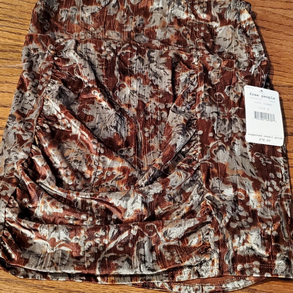 Free People Velour skirt Sz S NWT
